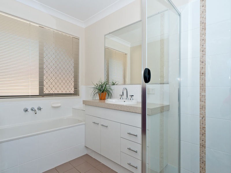 74 Titmarsh Street, Fernvale QLD 4306