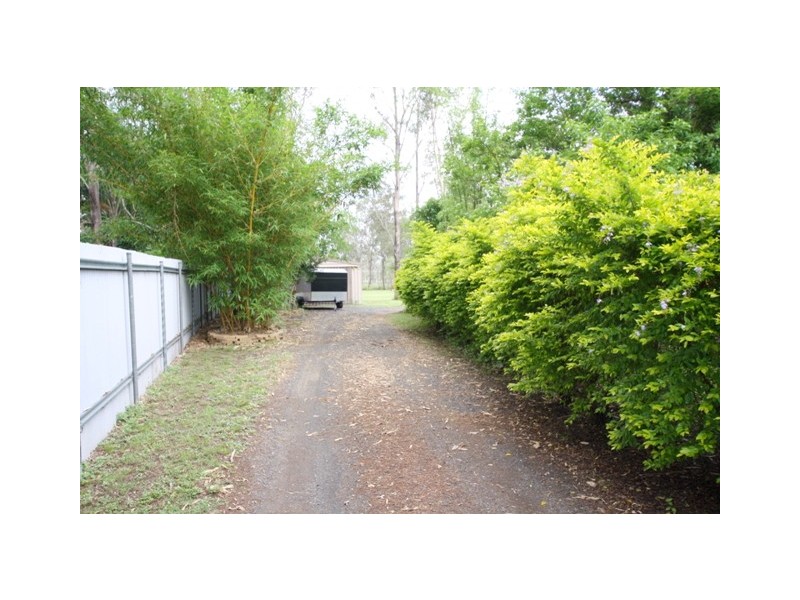 145 Adelong Avenue, Thagoona QLD 4306