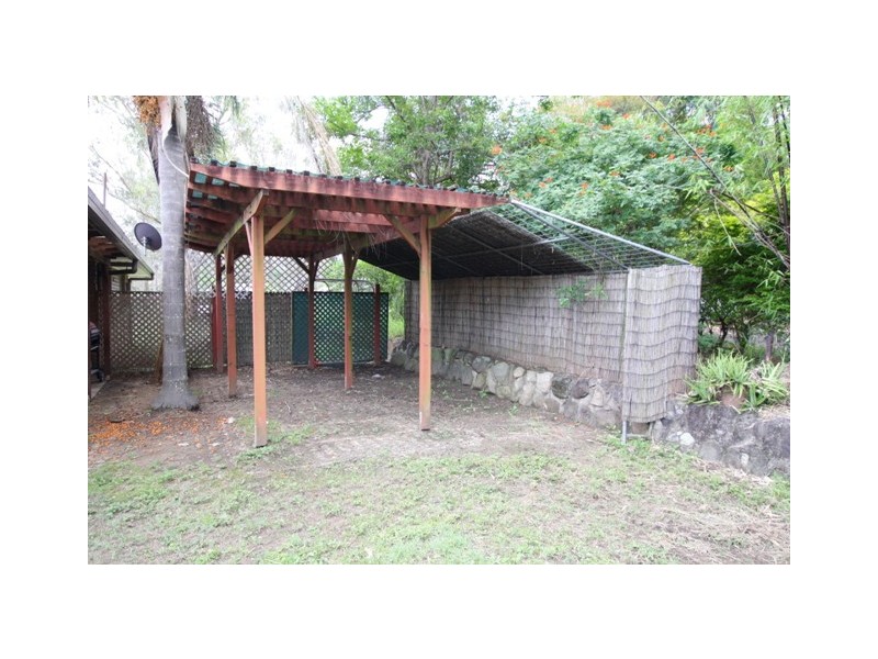 145 Adelong Avenue, Thagoona QLD 4306