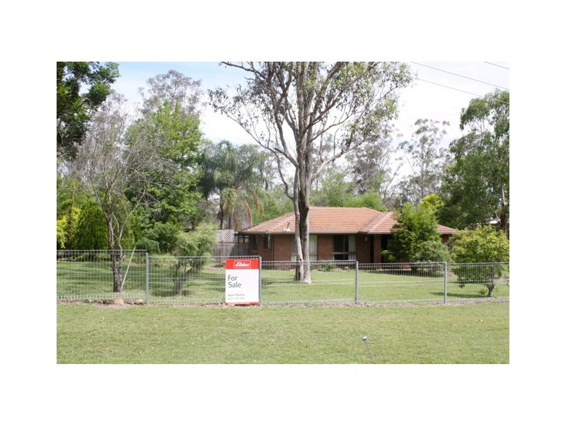 145 Adelong Avenue, Thagoona QLD 4306