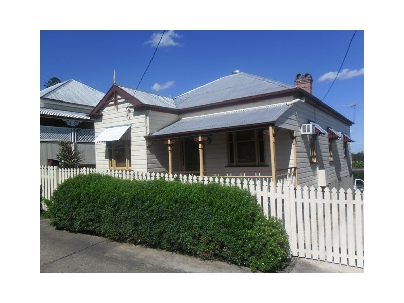 51 Pine Mt Road, North Ipswich QLD 4305