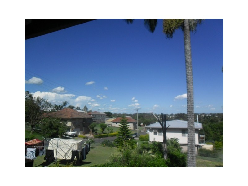 51 Pine Mt Road, North Ipswich QLD 4305