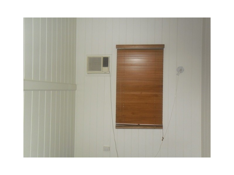 51 Pine Mt Road, North Ipswich QLD 4305