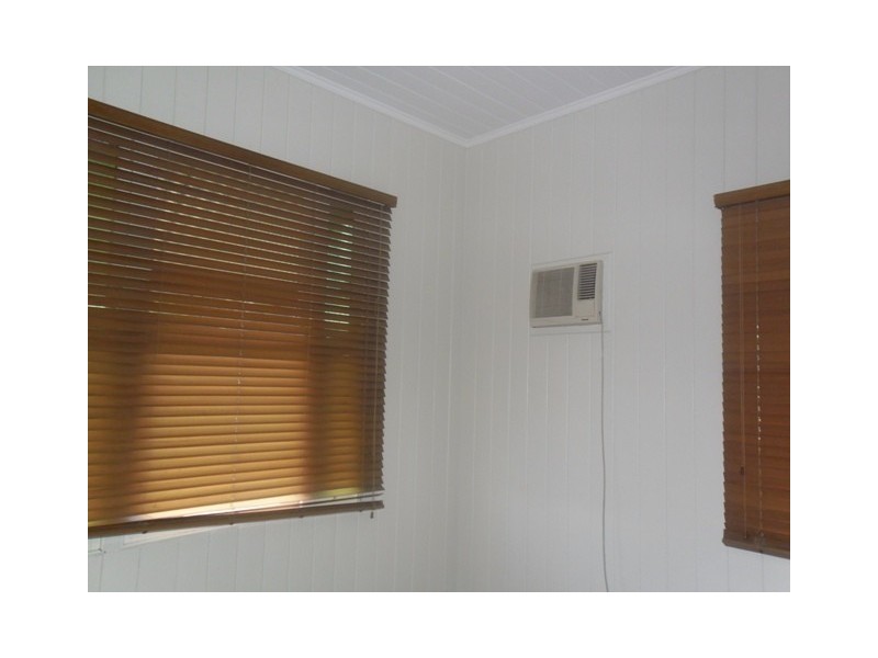 51 Pine Mt Road, North Ipswich QLD 4305