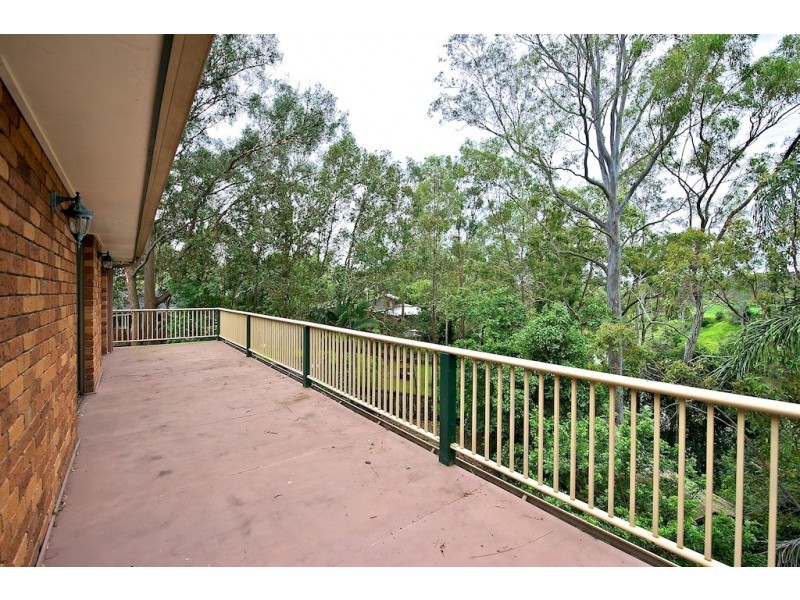 12 Minaji Court, Karana Downs QLD 4306