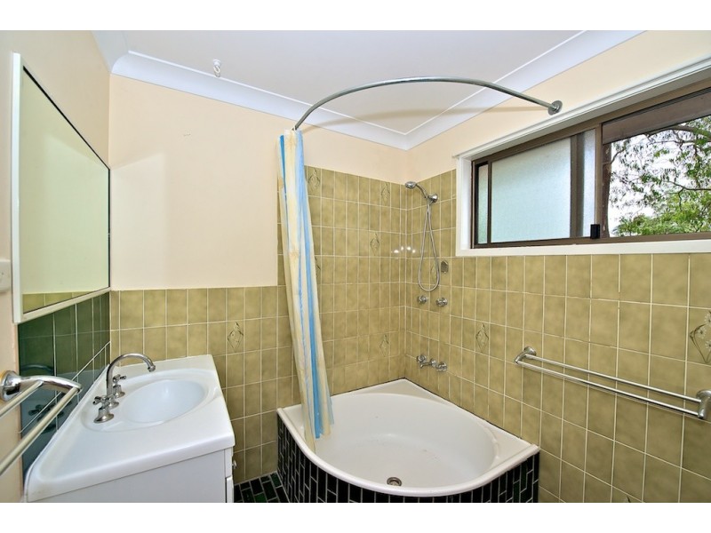 12 Minaji Court, Karana Downs QLD 4306