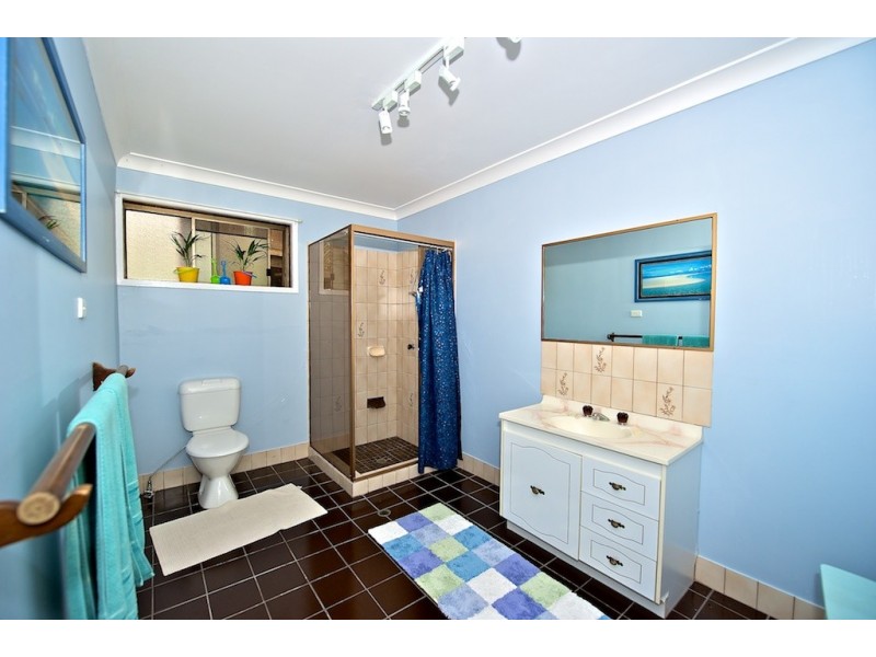 12 Minaji Court, Karana Downs QLD 4306