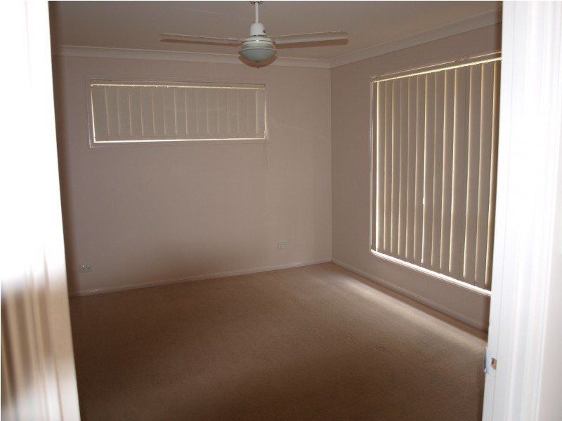 12 Vistula, Springfield QLD 4300