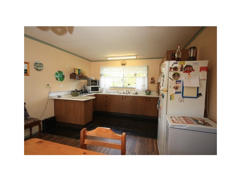 15 Larsens Rd, Coominya QLD 4311