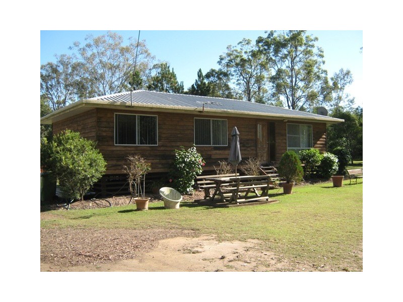 15 Larsens Rd, Coominya QLD 4311