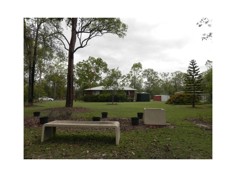 15 Larsens Rd, Coominya QLD 4311