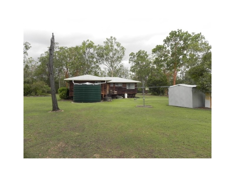 15 Larsens Rd, Coominya QLD 4311