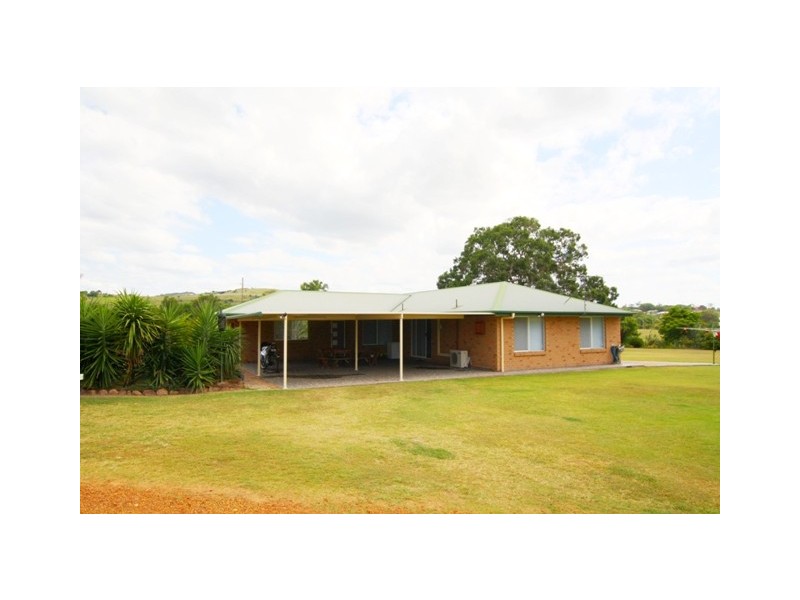 5 Reinbotts Road, Lowood QLD 4311