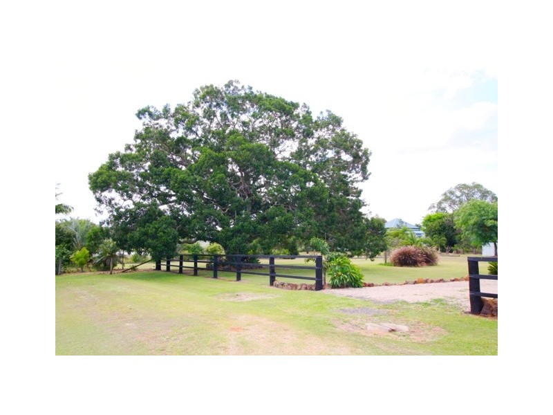 5 Reinbotts Road, Lowood QLD 4311