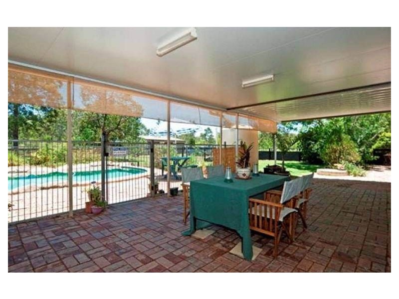 17 Carralluma Crescent, Fernvale QLD 4306