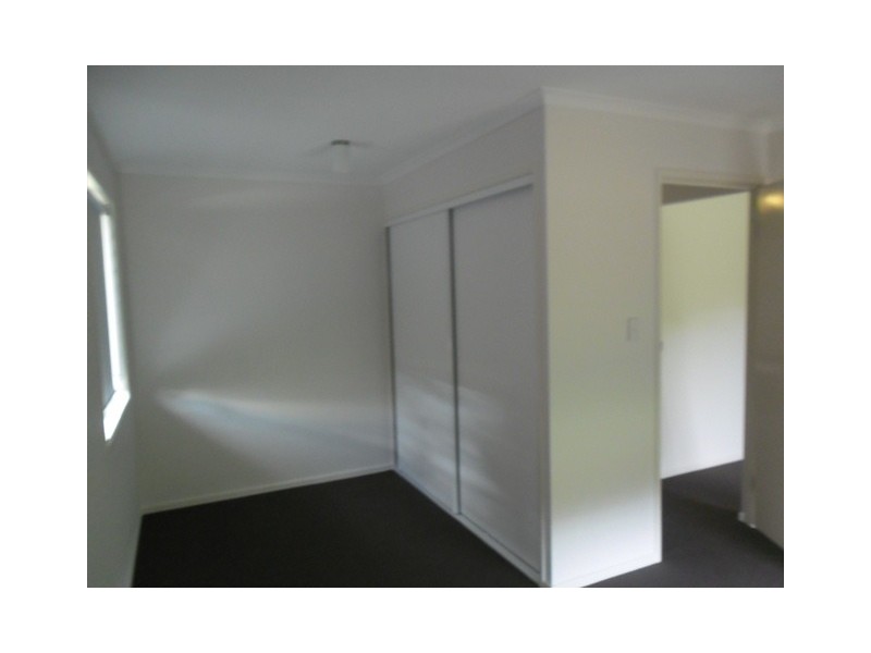 17 Carralluma Crescent, Fernvale QLD 4306