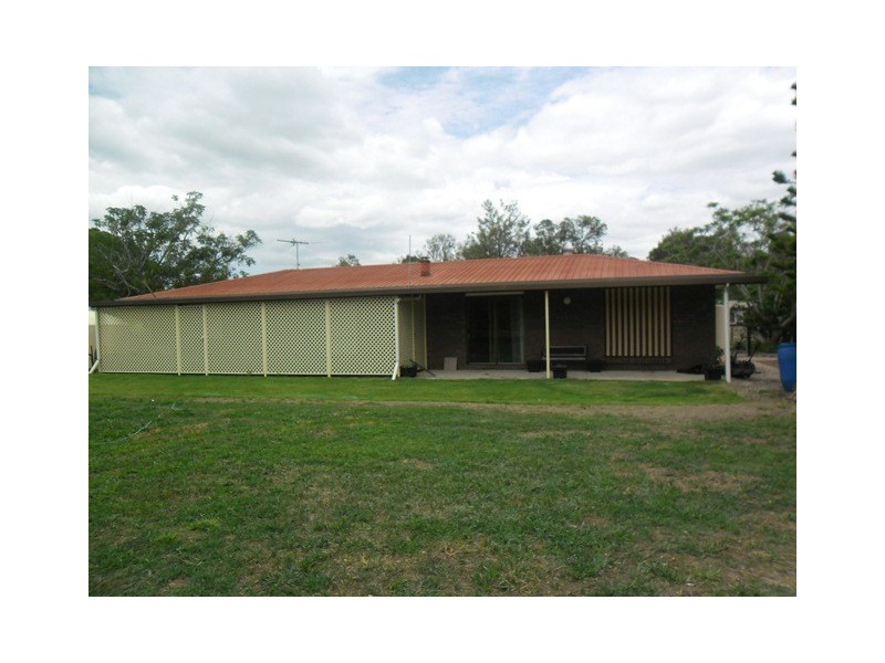 17 Carralluma Crescent, Fernvale QLD 4306