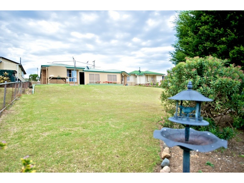 148 Main St, Lowood QLD 4311