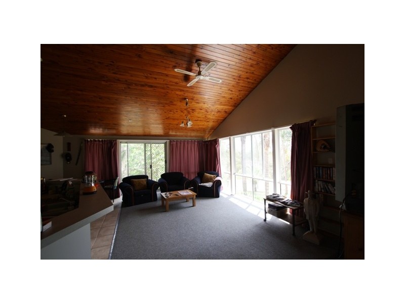 12 Bertrand Avenue, Kensington Grove QLD 4341