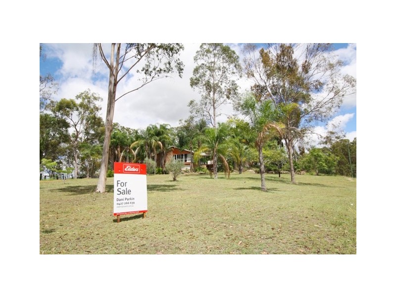 12 Bertrand Avenue, Kensington Grove QLD 4341