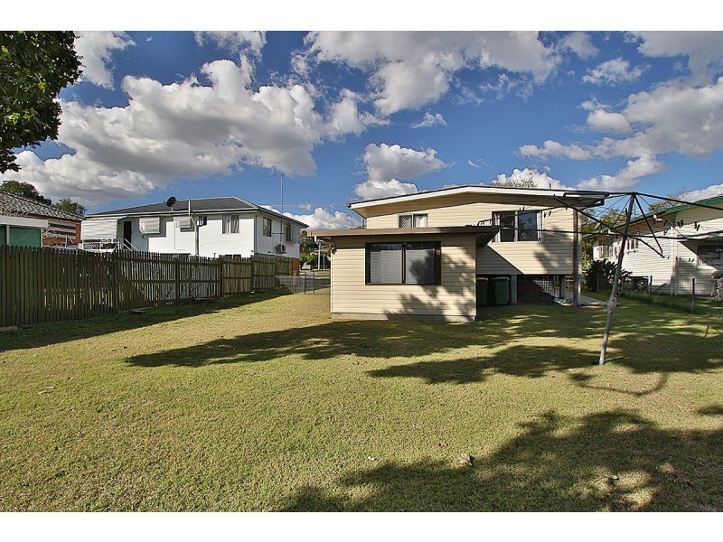 11 Quarry Lane, Ipswich QLD 4305