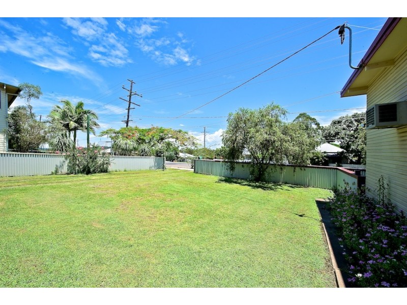 17 Brisbane Road, Redbank QLD 4301