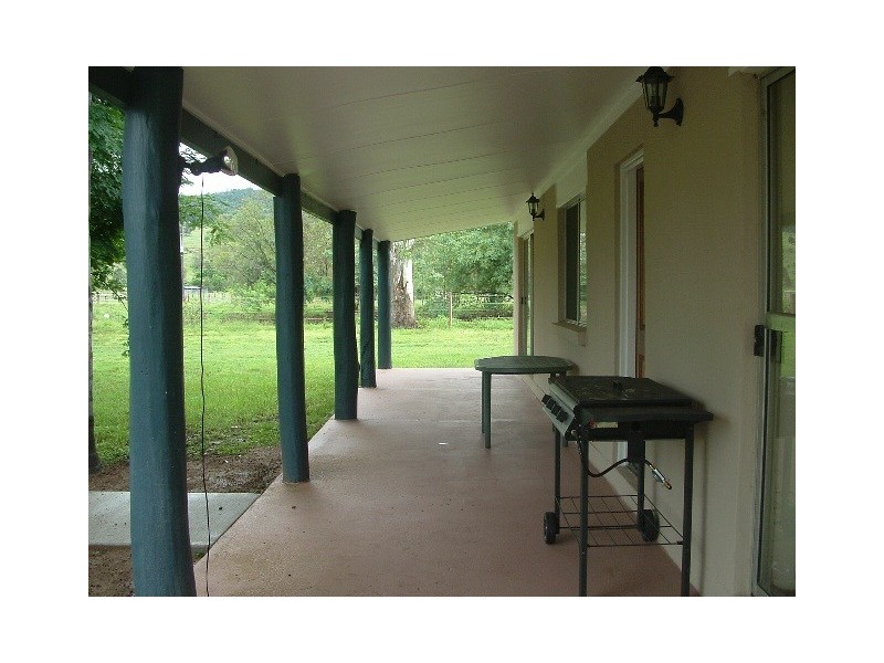 398 Vernor Rd, Wivenhoe Pocket QLD 4306