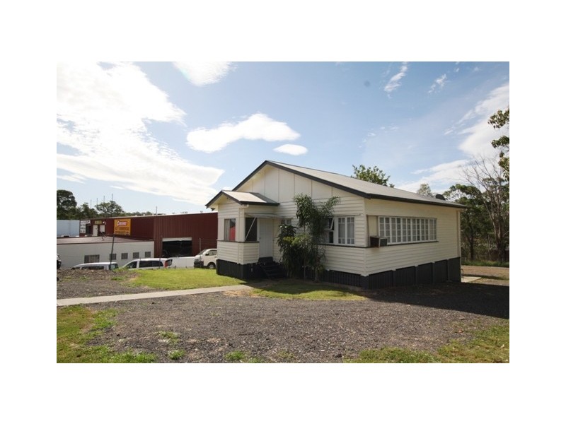 2357 Ipswich Road, Oxley QLD 4075