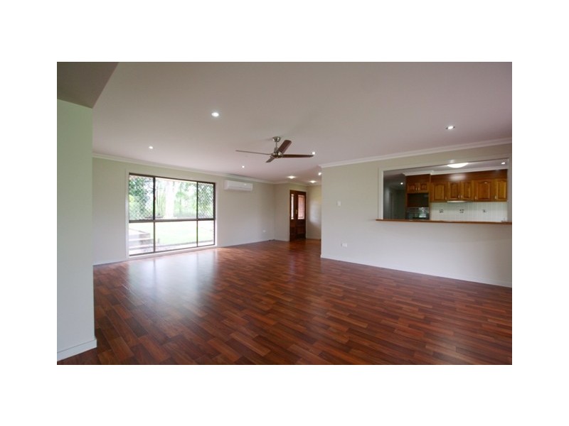 90 Lyndon Way, Karalee QLD 4306