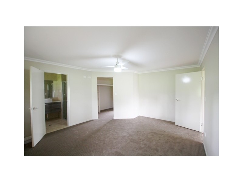 90 Lyndon Way, Karalee QLD 4306