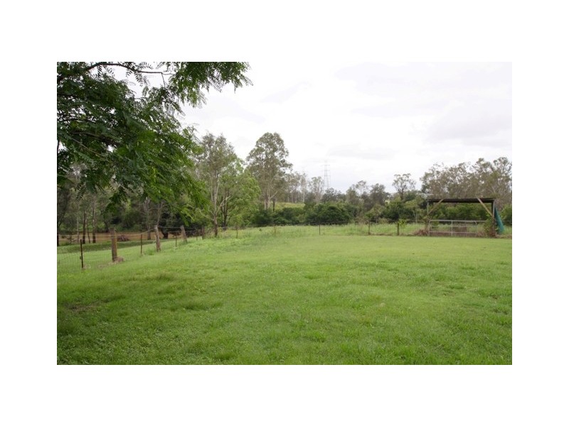 90 Lyndon Way, Karalee QLD 4306