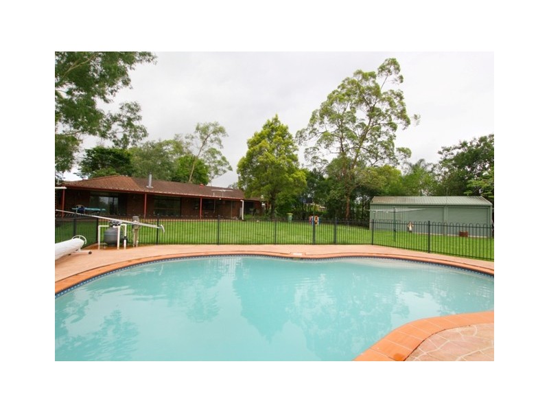 90 Lyndon Way, Karalee QLD 4306
