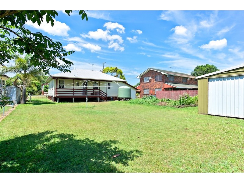15 Pryde Street, Lowood QLD 4311