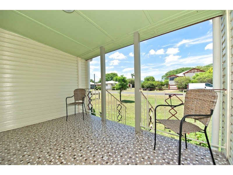 15 Pryde Street, Lowood QLD 4311