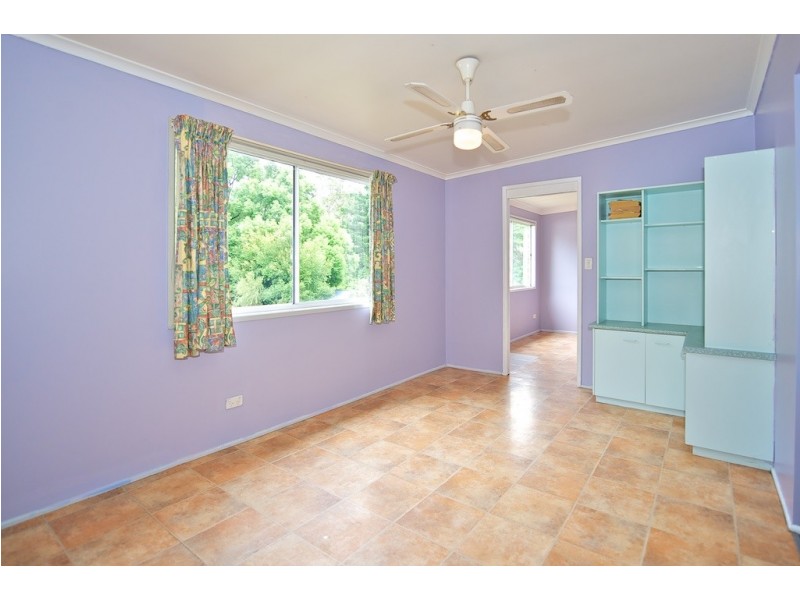 2 George Street, Blackstone QLD 4304