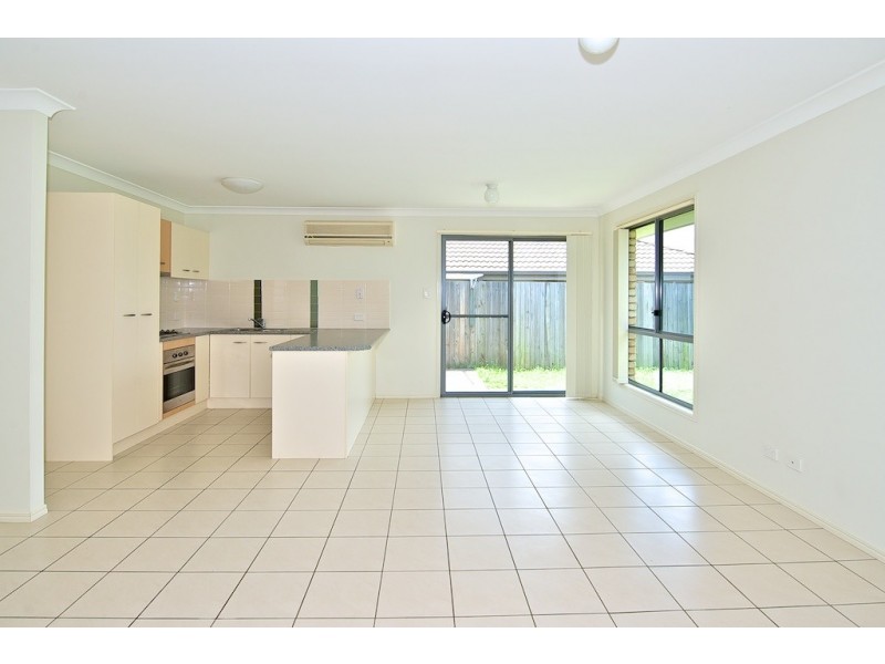 6 Sarah Place, Raceview QLD 4305