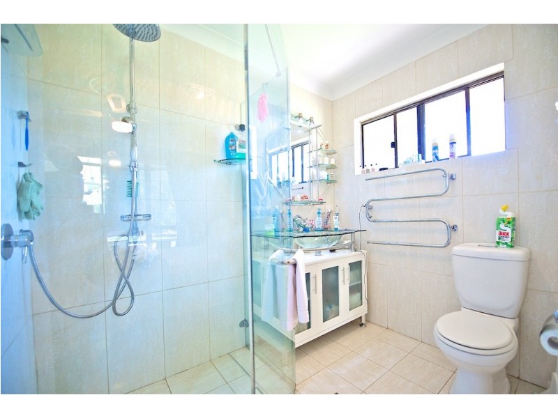 97 Theuerkaufs Rd, Fairney View QLD 4306