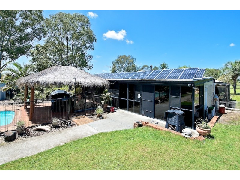 97 Theuerkaufs Rd, Fairney View QLD 4306