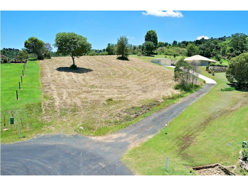 9 Kraut Crt, Minden QLD 4311