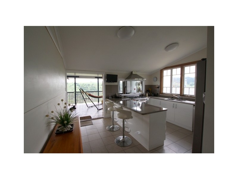 147 Annette Road, Lowood QLD 4311