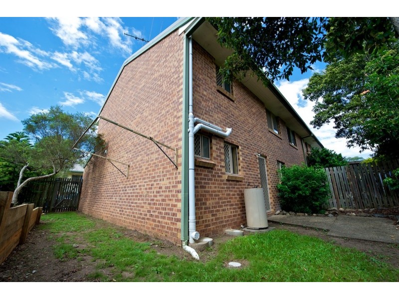 1/6 Pendlebury Court, Edens Landing QLD 4207