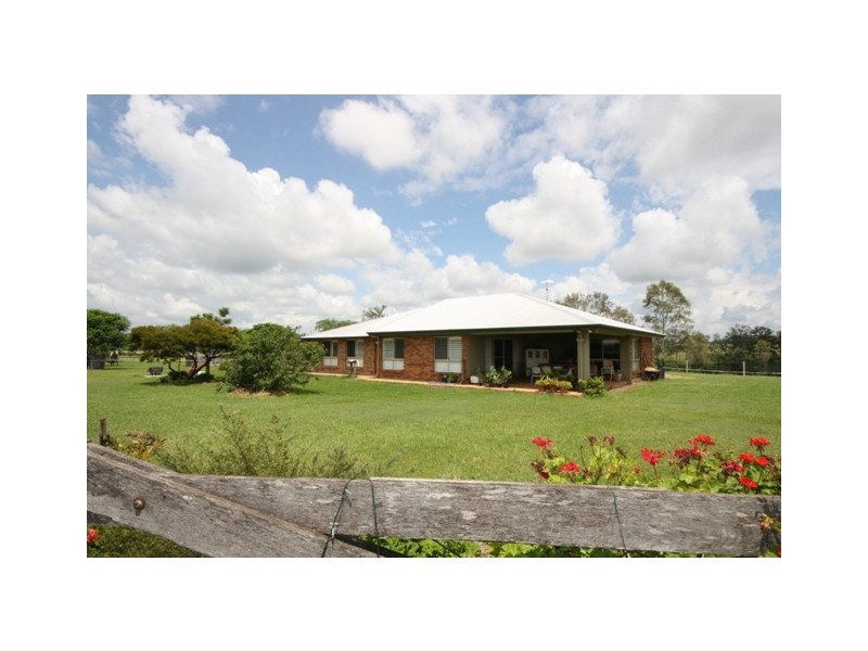 33 Kennedy Road, Wivenhoe Pocket QLD 4306