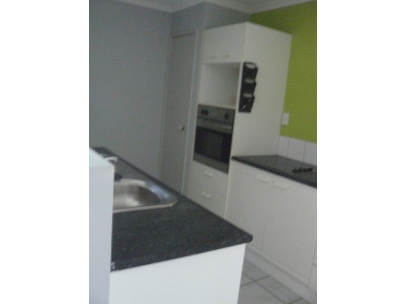 5 Des Arts Place, Wulkuraka QLD 4305