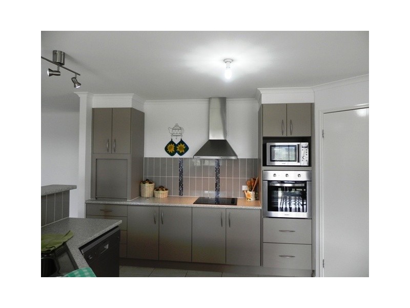 11 Truscott, Fernvale QLD 4306