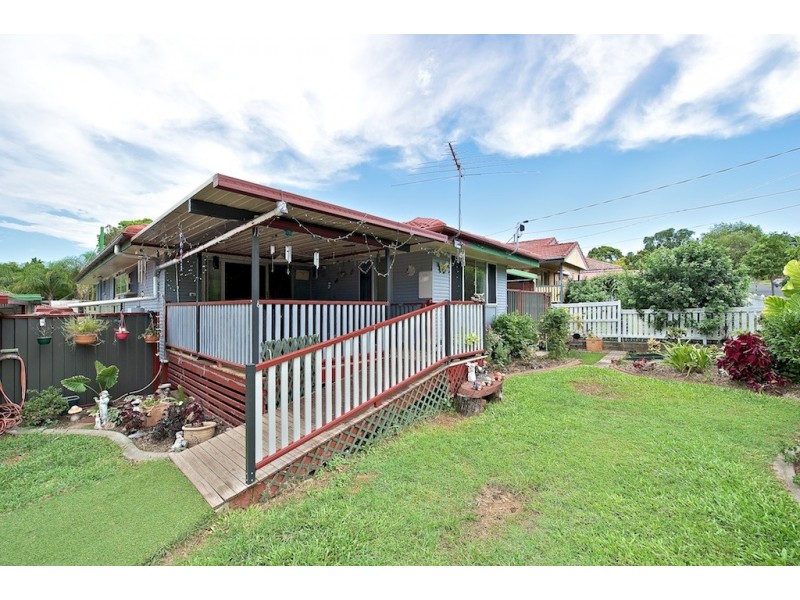 30  Diamond Street, Riverview QLD 4303