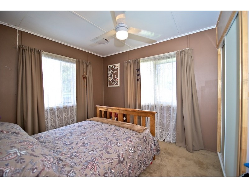 30  Diamond Street, Riverview QLD 4303