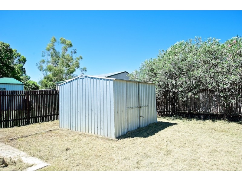 28 Daniel Street, Lowood QLD 4311