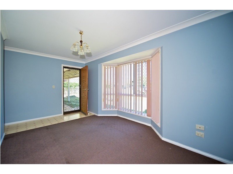 28 Daniel Street, Lowood QLD 4311