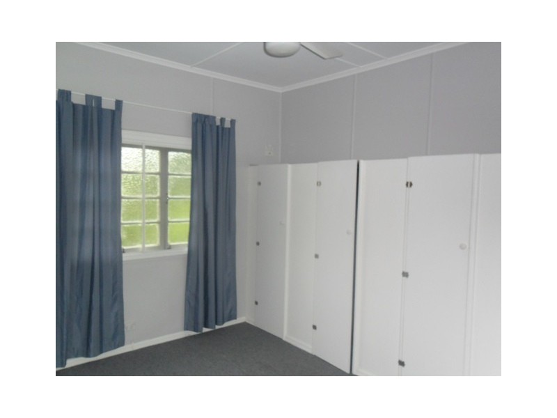 77 Gladstone Road, Coalfalls QLD 4305