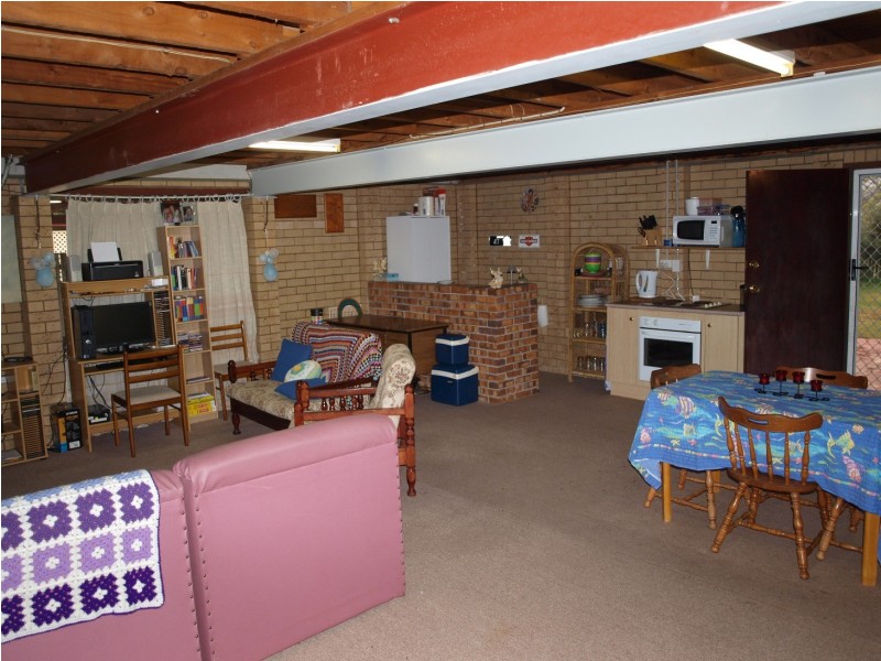 2/143 Goddards Road, Yamanto QLD 4305
